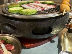 -围炉肉舍丹东海鲜烤肉·烤活鳗(步行街店)