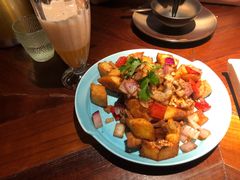 一品馕炒肉-楼兰新疆主题餐厅(悠方店)