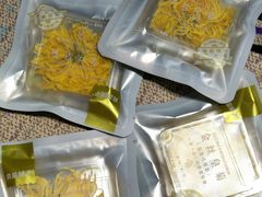 -良品铺子(五角场万达店)