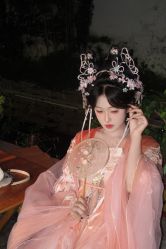 -梦回汉唐汉服旗袍体验馆(拙政园店)