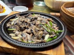 -土砂锅生态山庄·非遗砂锅雅鱼