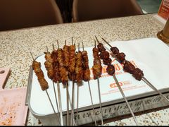 -小董哥烤串·爆汁大油边(故宫店)