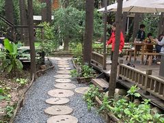 -林间山庄