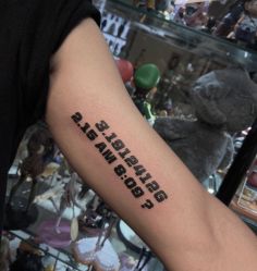-木子·纹身店TATTOO穿孔·洗纹身