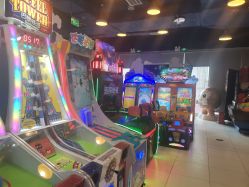 -meland·儿童乐园·游戏厅娃娃机·电玩Xbox(成都合生汇店)