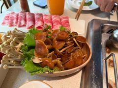 -海底捞火锅鲜切牛肉主题店(长寿路店)