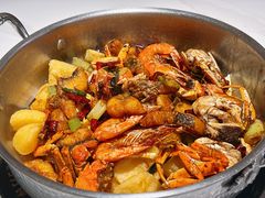 -七欣天香辣蟹火锅(闵行浦江欢乐颂店)