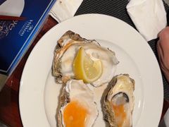 -广州万富希尔顿酒店·感趣自助餐厅·金秋蟹宴生蚝海鲜刺身