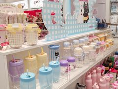 -名创优品(山东青岛华润万象城店)