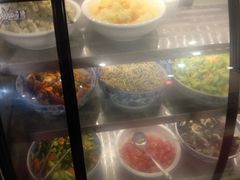 -黄记百味自助骨头王(红旗大街店)