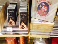 -VENCHI 闻绮(北京国贸商城店)