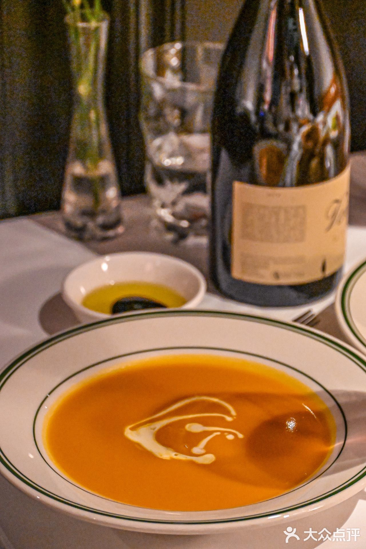 对这家的披萨🍕和牛排入了迷