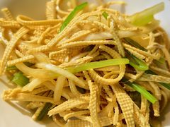 拌芹菜腐竹花生-南门涮肉(上海一店)