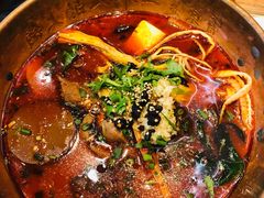 -成都你六姐·牛肉冒菜(上海环宇荟店)