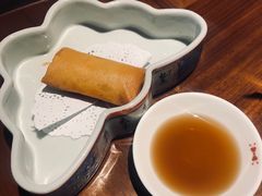 现拆蟹肉鱼丝春卷-上海人家花樣年华(中山公园店)
