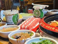 -蜀辣居鲜货老火锅(双流万达店)