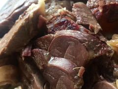 -闫家驴肉老店(华电一校店)