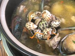 -吉品莞家·鲍鱼鸡煲(东莞店)