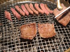 -铭牛烧肉·和牛海鲜自助(高新月牙湖店)