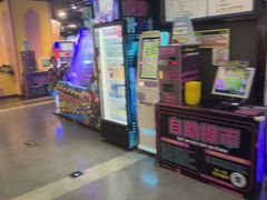 -星际传奇·蹦床海绵池·儿童乐园(大悦城店)