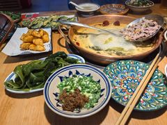 -洱火云南酸菜牛肉火锅(石景山当代商城店)