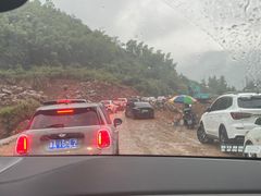 -虎啸峡漂流