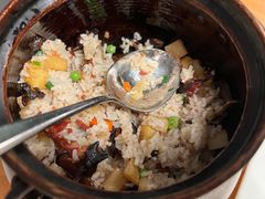 牛肝菌洋芋铜锅焖饭-山茶云南菜(永安里店)
