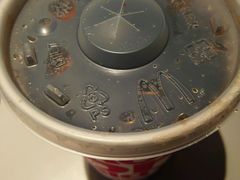 可口可乐-麦当劳(中唱大厦店)