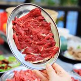 梧桐树下的老洋房露台真牛肉火锅