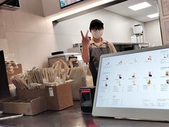 -喜茶(上海淮海中路渔阳里店)