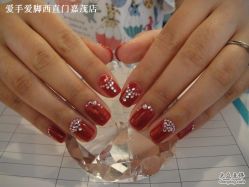 爱手爱脚-摩睫+皮肤管理·科学美容中心