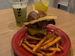 -HELLO 27 意面·沙拉·帕尼尼