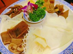 川门毛肚七绝-哥老官重庆美蛙鱼头(西湖银泰十一哥店)