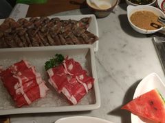 -尚尚仙·酸汤猪手·猪肚鸡火锅(华联万柳购物中心店)