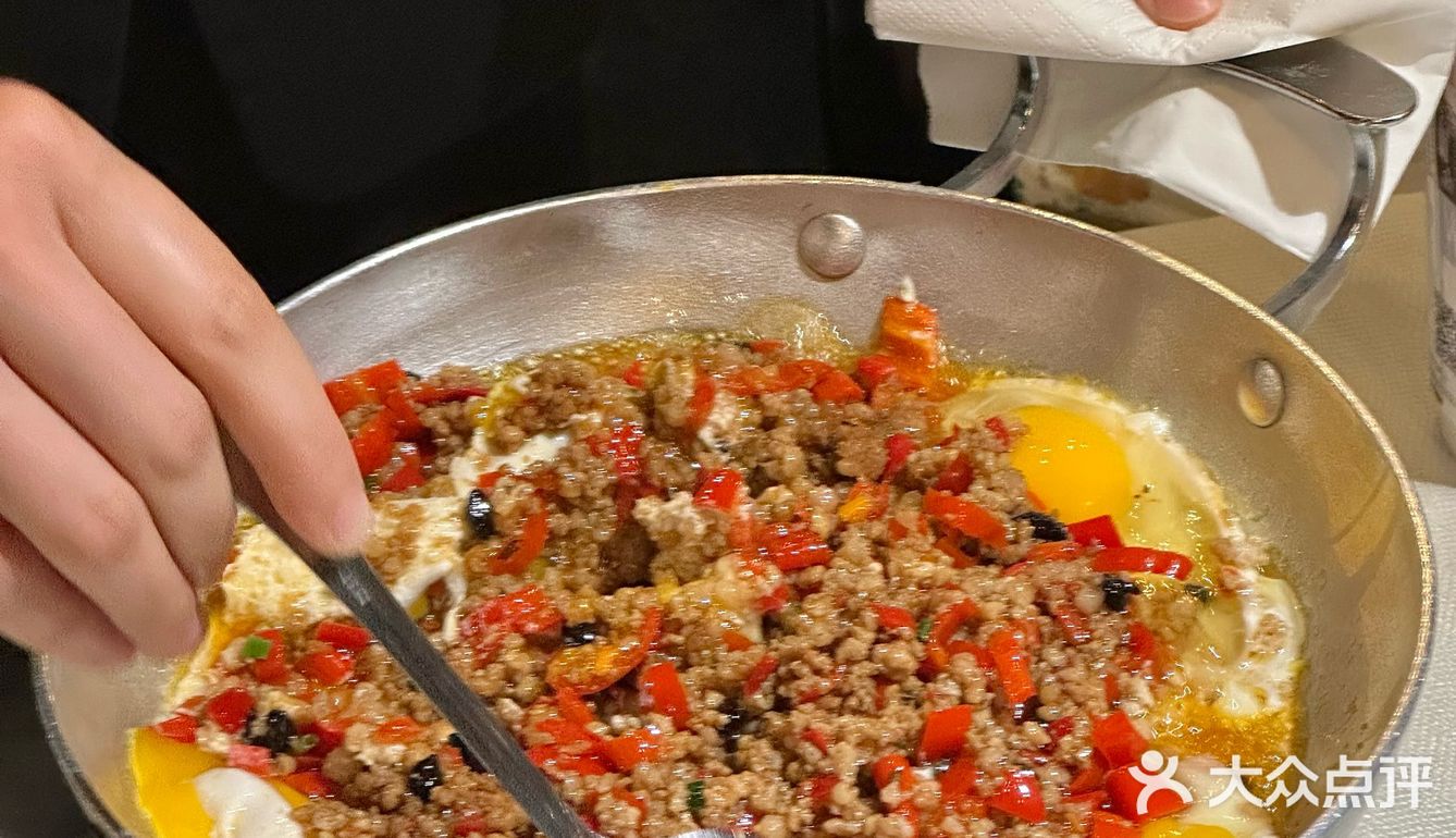 在长沙！真的喜欢这种精致湘菜馆！