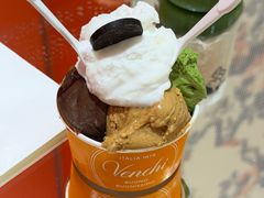 -VENCHI 闻绮(上海佛罗伦萨小镇店)