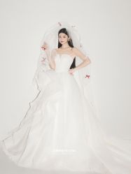 -全城热恋璀璨婚纱摄影(国贸总店)
