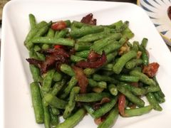 -新大咀港式茶餐厅(宝山万达店)