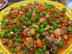 -乡土特色.冷锅鱼.牦牛肉汤锅