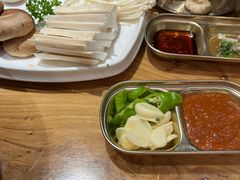 -青瓦餐厅·生鱼片·韩园烤肉(西塔店)