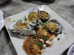 -亚龙湾8号(丁村万人海鲜广场店)