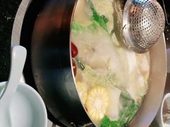 -马家斑.鲜鱼火锅(松湖万科店)