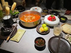 -罗勒家·养生火锅· Bistro(大望路店)
