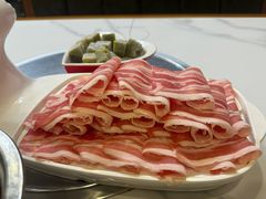 -瓷器口虾滑火锅店