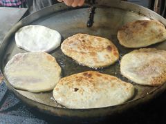 -安工大饼庞家肉饼