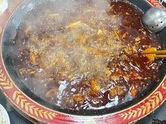 红锅-李德富老街牛杂火锅(抚琴街店)