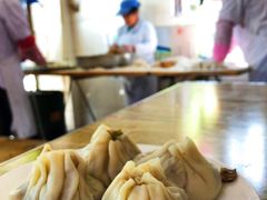 -严氏重油烧麦(民权路店)