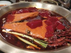 牛肉锅底-王婆乔鲜鱼自助火锅(蜀汉路店)