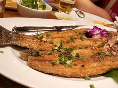 -Chom Cafe and Restaurant