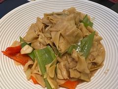 -红东阁东北菜烤肉酒馆(CROSS万象汇店)